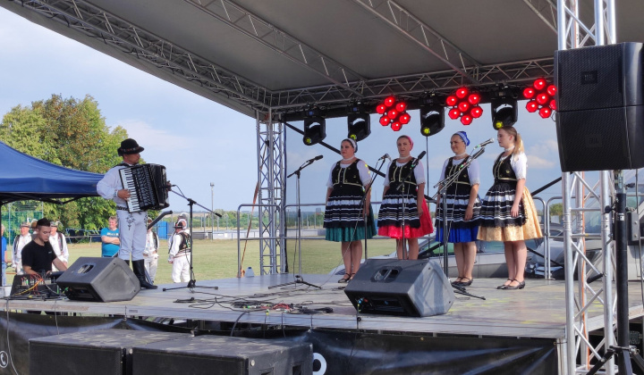 16. fotografia fotogalérie Folklórne slávnosti obce Tušice 2022